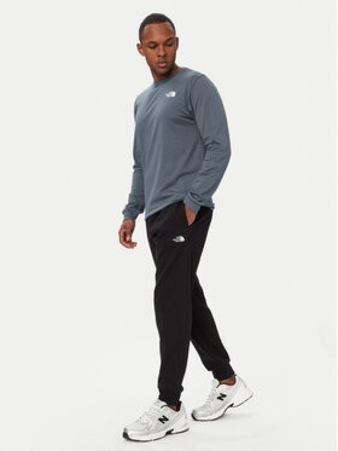 The North Face Spodnie dresowe Evolution Simple Dome NF0A8CWY Czarny Regular Fit