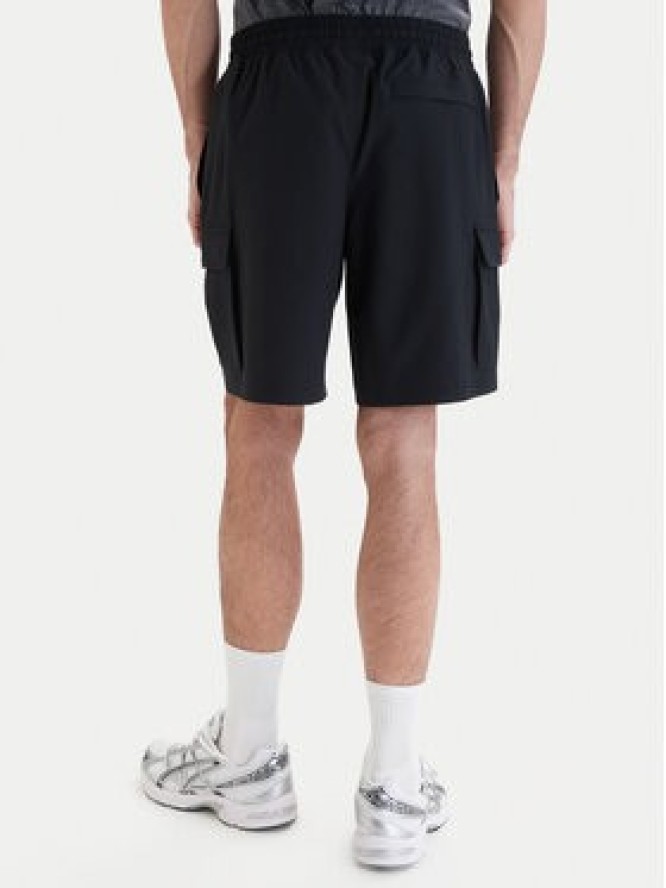 Under Armour Szorty sportowe UA Vibe Woven Cargo 1386560 Czarny Regular Fit