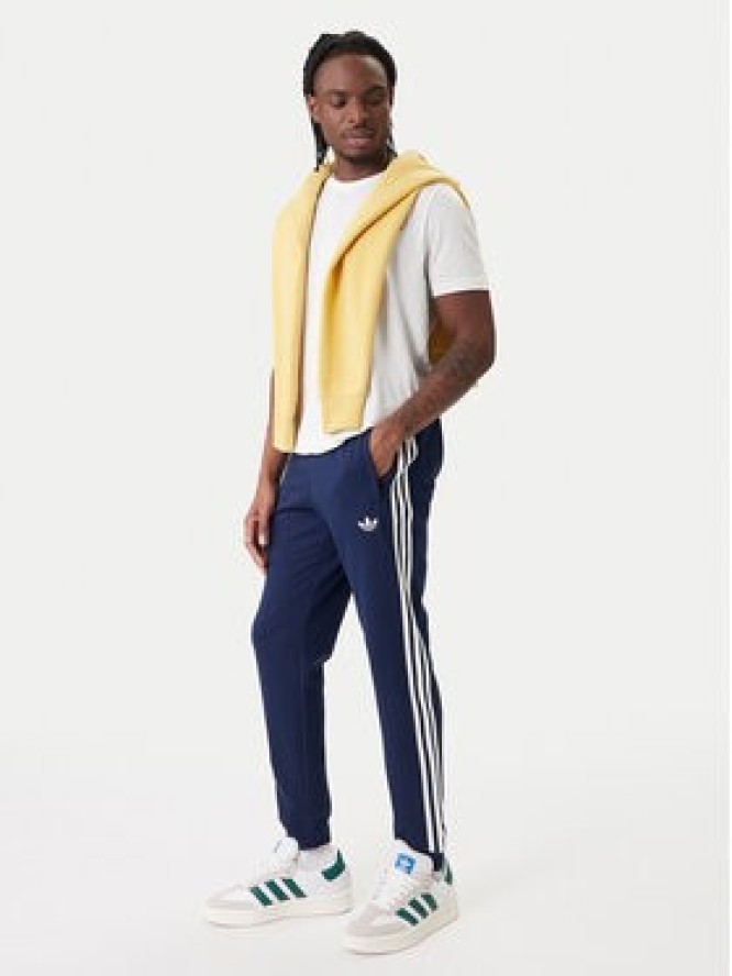 adidas Spodnie dresowe 3-Stripes KE3561 Granatowy Slim Fit