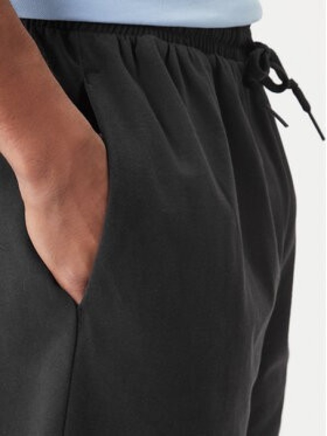 adidas Szorty sportowe Essentials Linear JE9012 Czarny Regular Fit