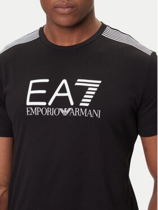 EA7 Emporio Armani T-Shirt 7M000961 AF10375 UC001 Czarny Regular Fit