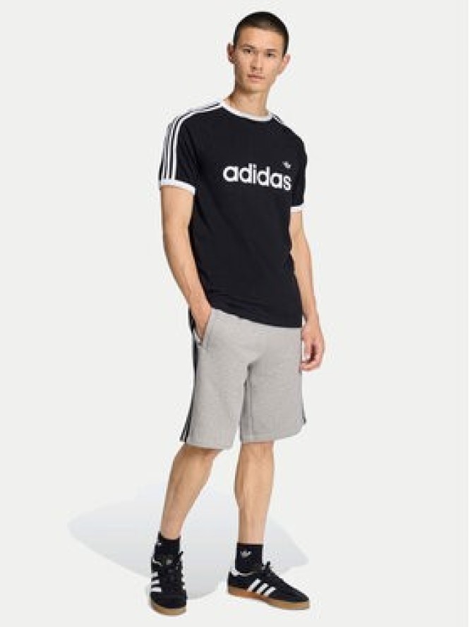 adidas Szorty sportowe 3-Stripes KE2433 Szary Regular Fit