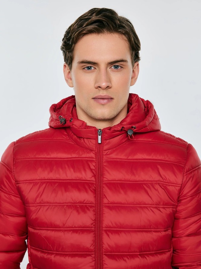 Kurtka męska pikowana z kapturem czerwona Acarf 603