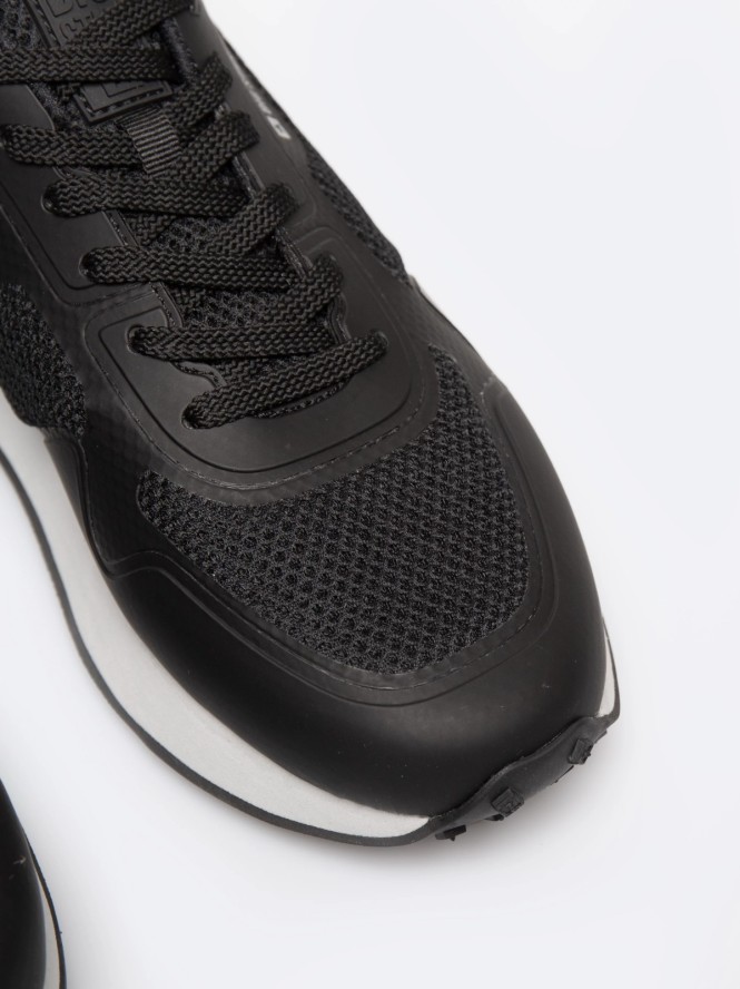 Sneakersy męskie czarne RR174361 906