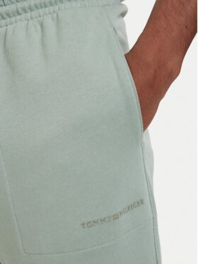 Tommy Hilfiger Spodnie dresowe Essential UM0UM03911 Zielony jasny Relaxed Fit