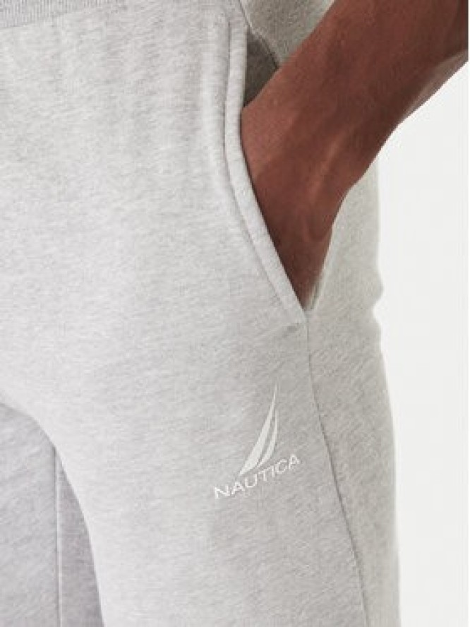 Nautica Spodnie dresowe Nampa N1T04063 Szary Regular Fit