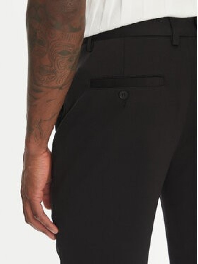 Lindbergh Szorty materiałowe 30-506062 Czarny Regular Fit