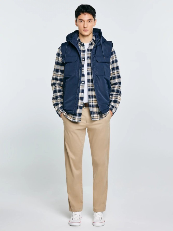 Kamizelka męska z kapturem granatowa Yves 403