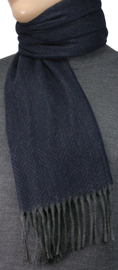 Szalik z Frędzlami, Granatowy w Jodełkę Miękki, Firmy V.Fraas -Cashmink