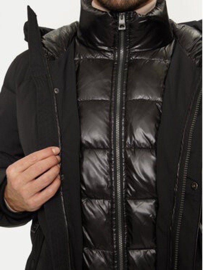 Guess Kurtka zimowa M4BL43 WGJR2 Czarny Regular Fit