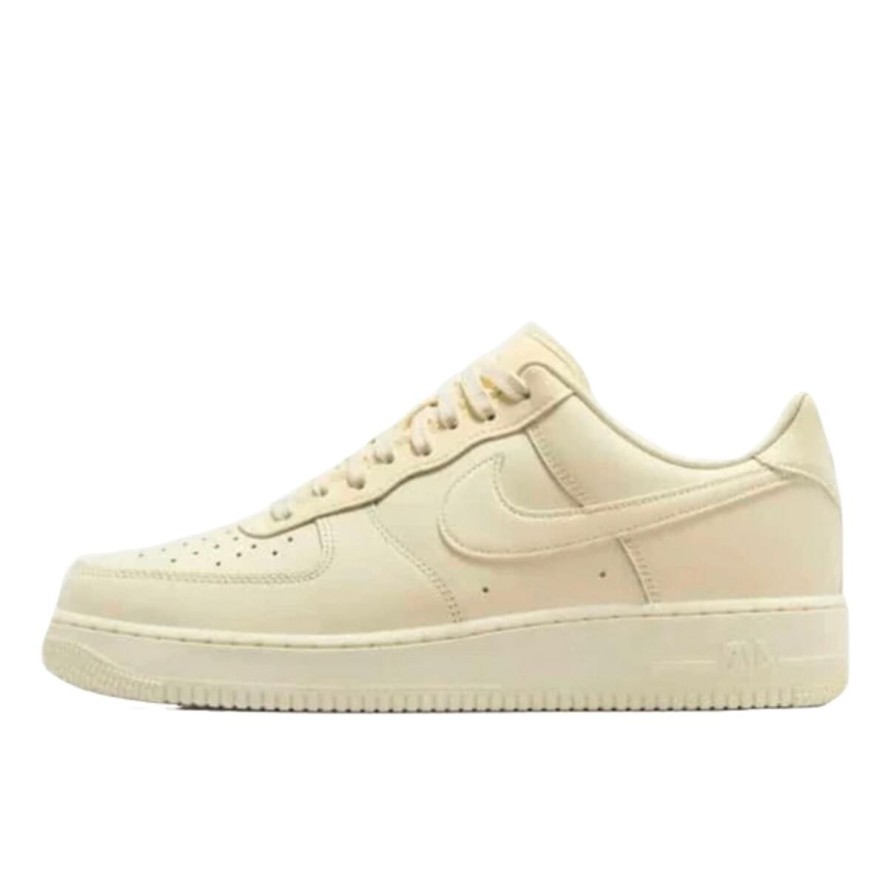 Buty Nike Air Force 1 Low Kolor Coconut Milk