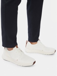 Clarks Sneakersy Motion Trek MX 26181985 Biały