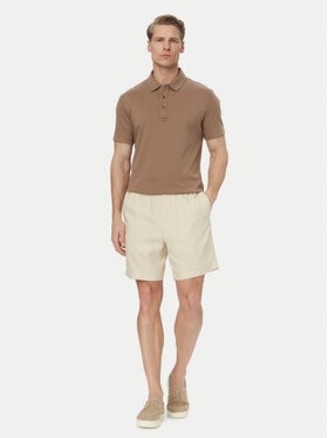 Calvin Klein Szorty materiałowe LV04LF620G Beżowy jasny Straight Fit