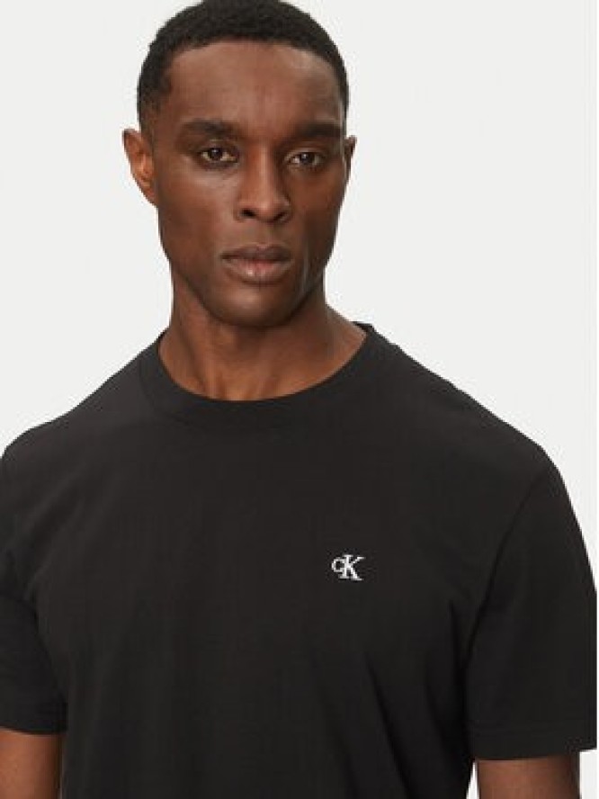 Calvin Klein Jeans T-Shirt Serif Font Graphic J30J327473 Czarny Regular Fit