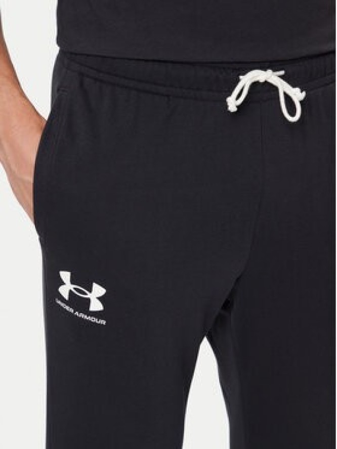 Under Armour Spodnie dresowe Ua Rival Terry Jogger 1380843-001 Czarny Fitted Fit