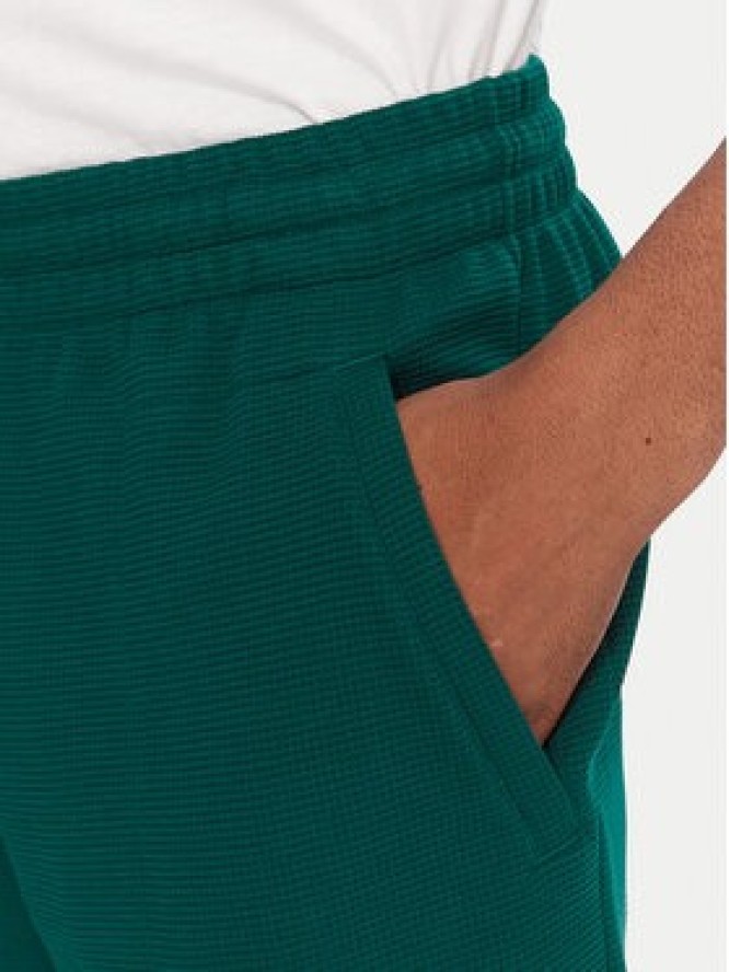 adidas Szorty sportowe Essentials Trefoil JW1040 Zielony Regular Fit