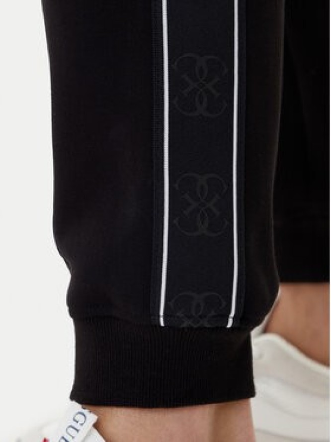 Guess Spodnie dresowe Mickey Z2YB09 KB3P2 Czarny Regular Fit