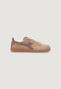 Obuwie sportowe Mężczyzna DIADORA GAME LOW SUEDE