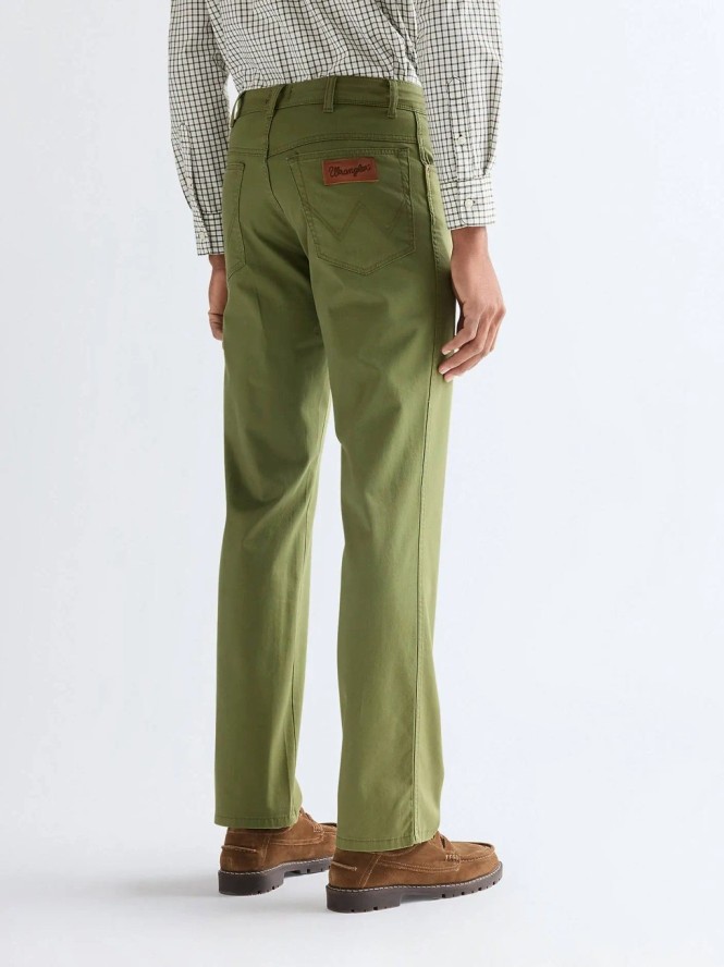 MESKIE SPODNIE WRANGLER TEXAS CAPULET OLIVE 112377794