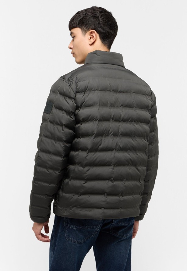 MUSTANG CRESTON MĘSKA KURTKA PRZEJŚCIOWA PIKOWANA PIRATE BLACK 1015599 4088