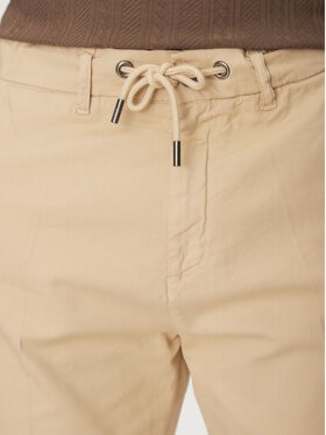 Guess Spodnie materiałowe M5RB51 WGXW1 Beżowy Regular Fit