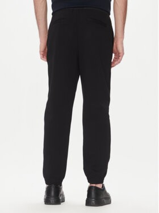 Armani Exchange Spodnie dresowe XM000516 AF13047 MC105 Czarny Regular Fit