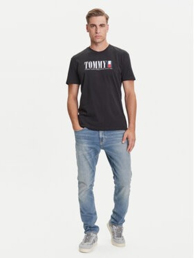 Tommy Jeans T-Shirt Dna Flag DM0DM21941 Czarny Regular Fit