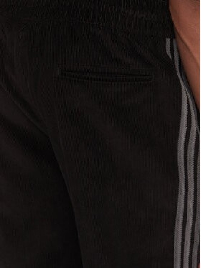 adidas Spodnie dresowe Corduroy JX3107 Czarny Regular Fit