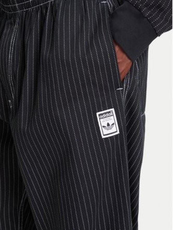 adidas Spodnie dresowe Wabash JP4489 Czarny Loose Fit