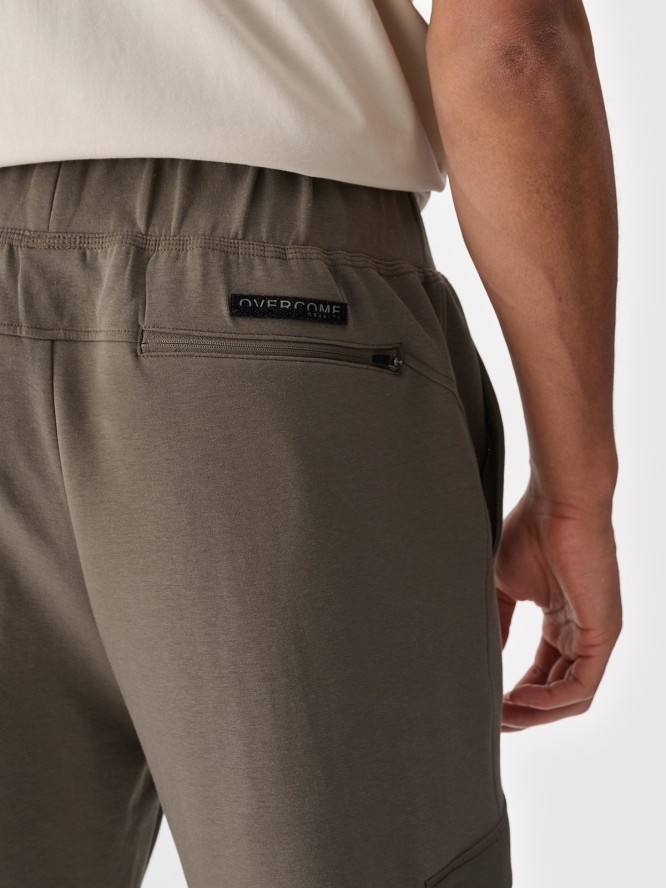 4F Spodnie casual cargo męskie - brązowe XXL