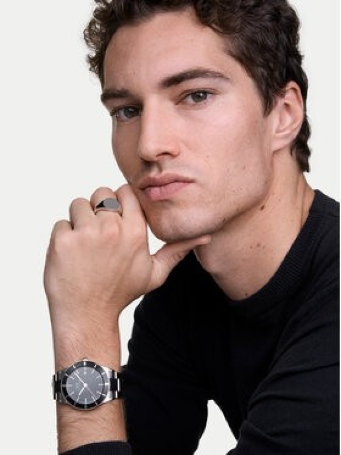 Daniel Wellington Zegarek Iconic Paradigma 40 DW00100822 Czarny