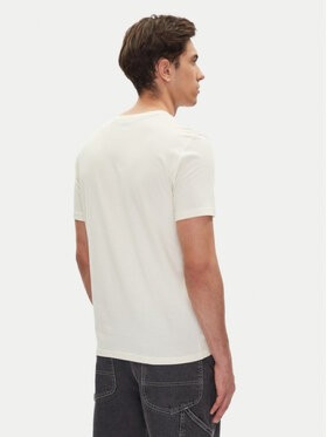 Mustang T-Shirt Austin 1016274 Biały Regular Fit