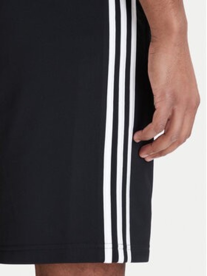 adidas Szorty sportowe Firebird KE1379 Czarny Regular Fit