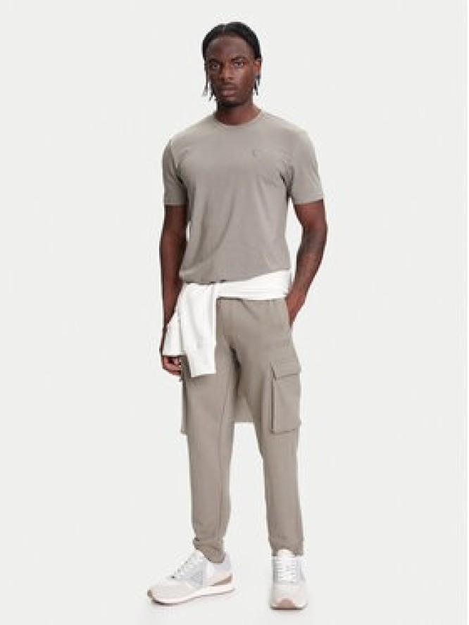 Guess T-Shirt Z2YI12 JR06K Zielony Regular Fit