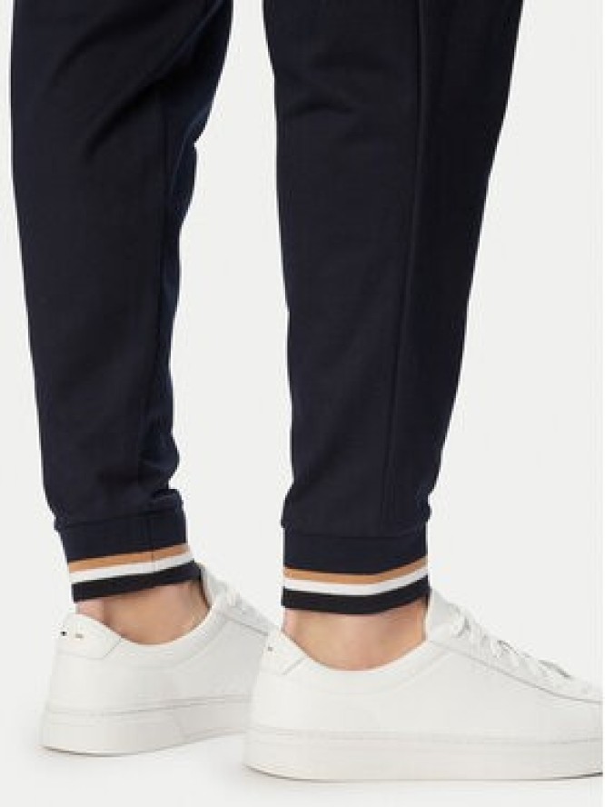 BOSS Spodnie dresowe Iconic 50554830 Granatowy Regular Fit