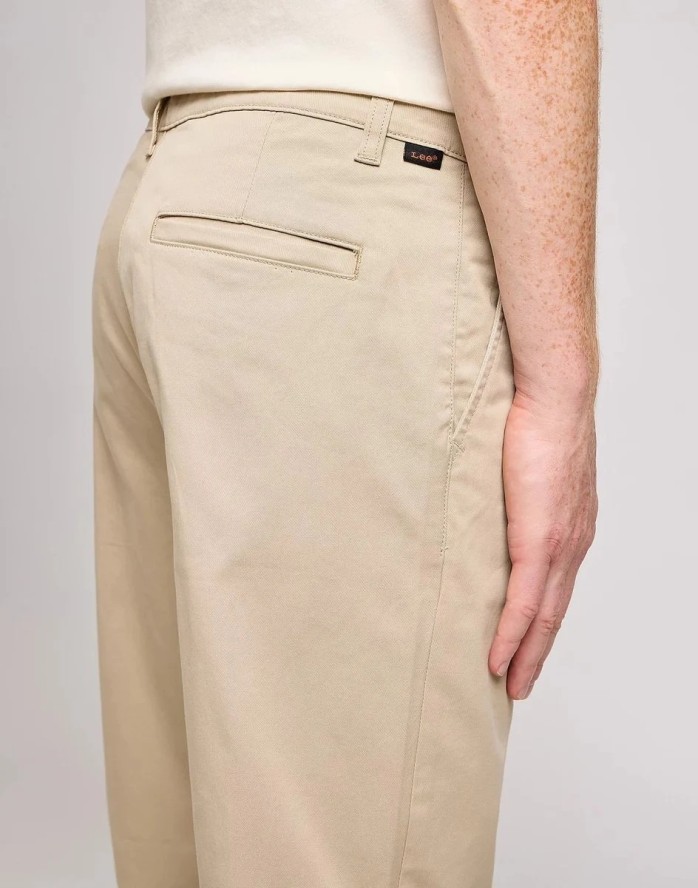 MESKIE SPODNIE MATERIALOWE LEE REGULAR CHINO STONE 112342929