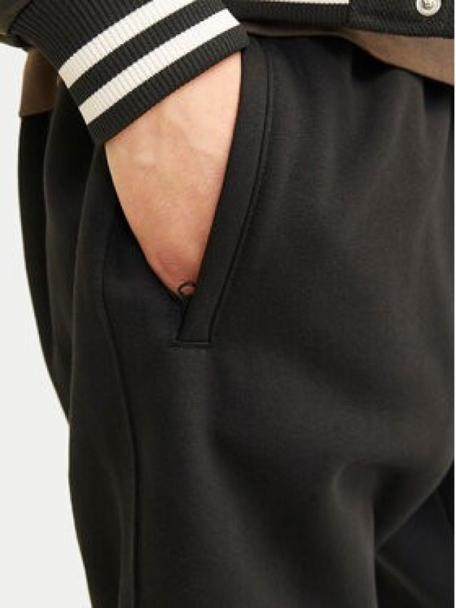 Jack & Jones Spodnie dresowe Bill Urban Edge 12263026 Czarny Relaxed Fit
