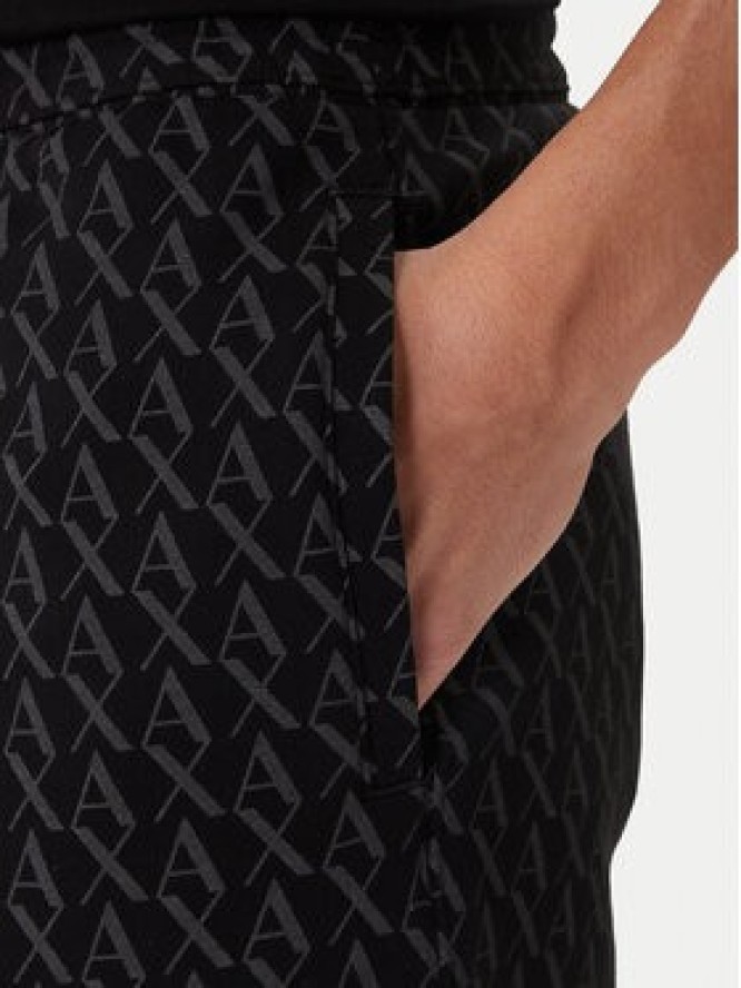Armani Exchange Szorty sportowe XM001227 AF11847 FC026 Czarny Regular Fit