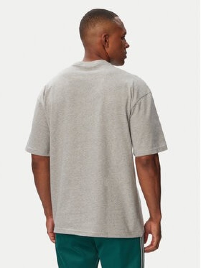adidas T-Shirt Trefoil Essentials IA7533 Szary jasny Regular Fit