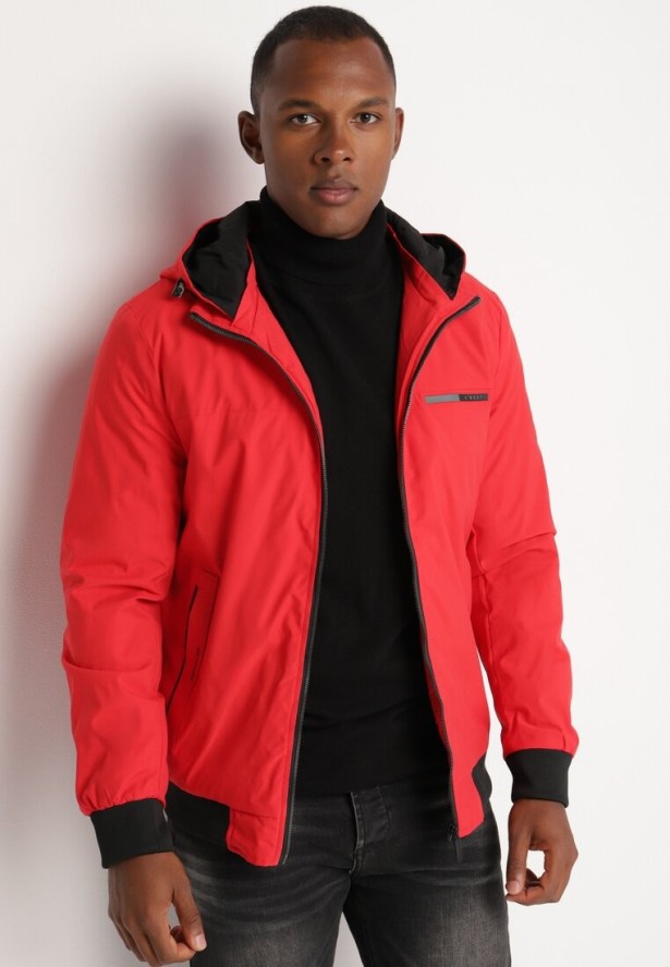 Czerwona Kurtka Wiatrówka z Kapturem i Ściągaczami Lorendriah