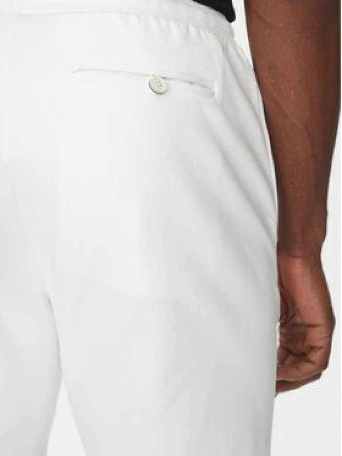 BOSS Szorty sportowe 50537819 Biały Regular Fit