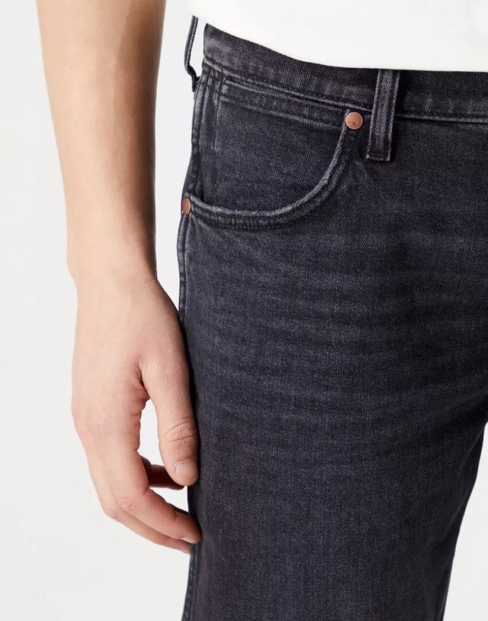 WRANGLER LARSTON MĘSKIE SPODNIE JEANSOWE JEANSY AUTHENTIC BLACK W18S8912V 112324512