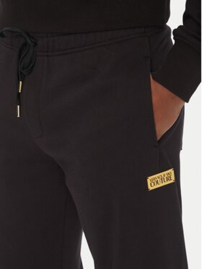 Versace Jeans Couture Spodnie dresowe 78GAAT08 Czarny Regular Fit