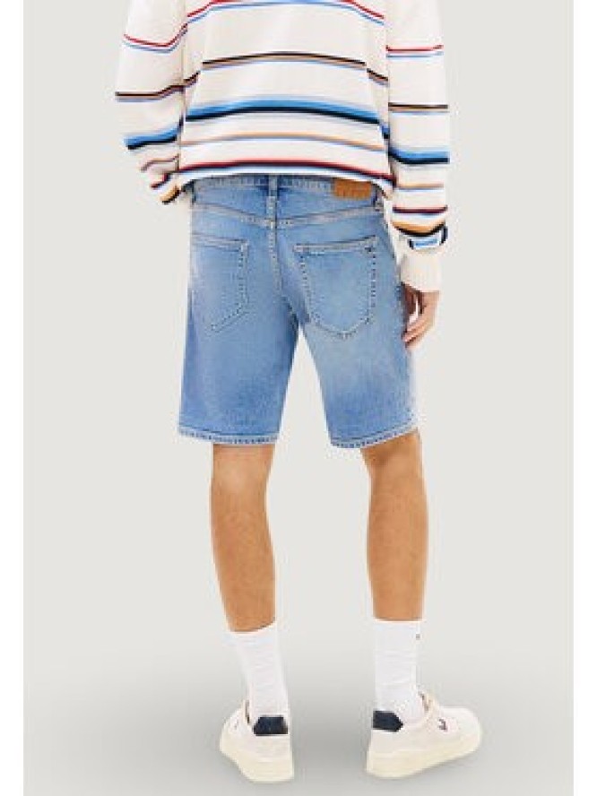 Tommy Jeans Szorty jeansowe Scanton DM0DM22981 Niebieski jasny Slim Fit