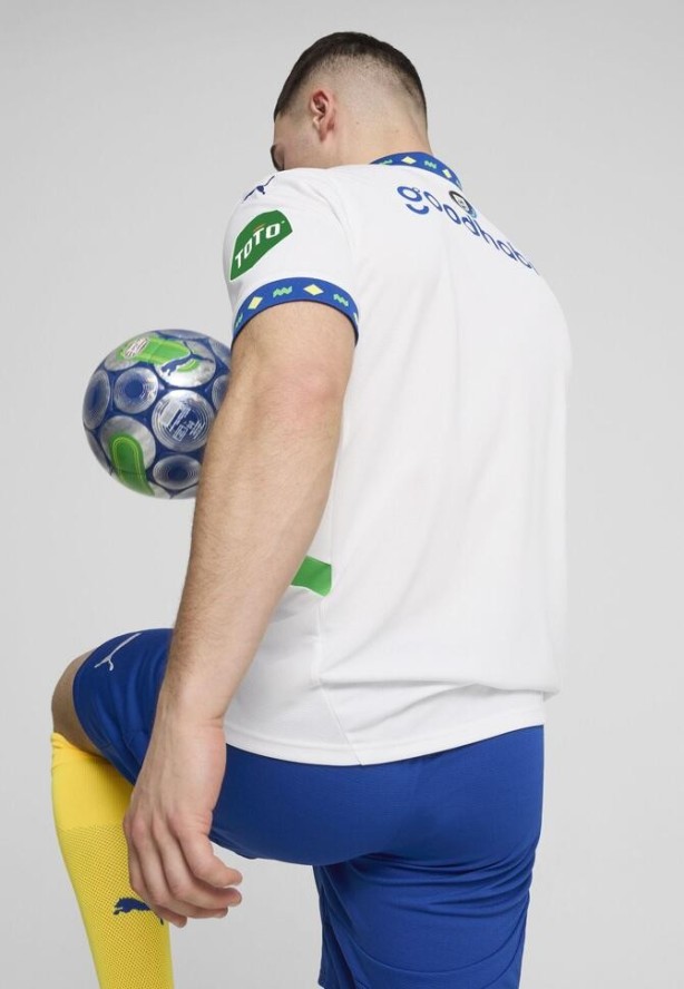 Trzecia koszulka PSV Eindhoven 2024/25