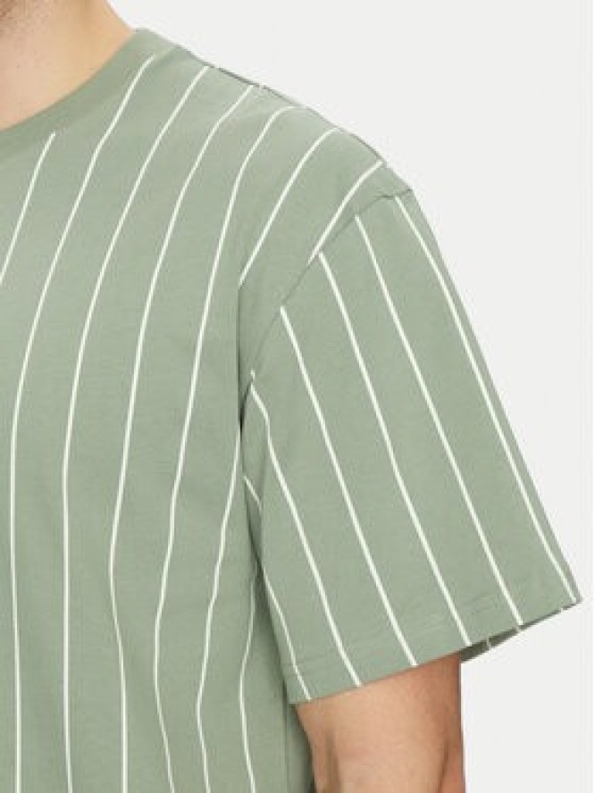 Karl Kani T-Shirt 60300340 Zielony Regular Fit