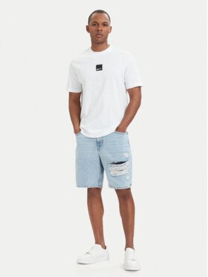 Karl Lagerfeld Jeans Szorty jeansowe B2M10139 Niebieski jasny Relaxed Fit