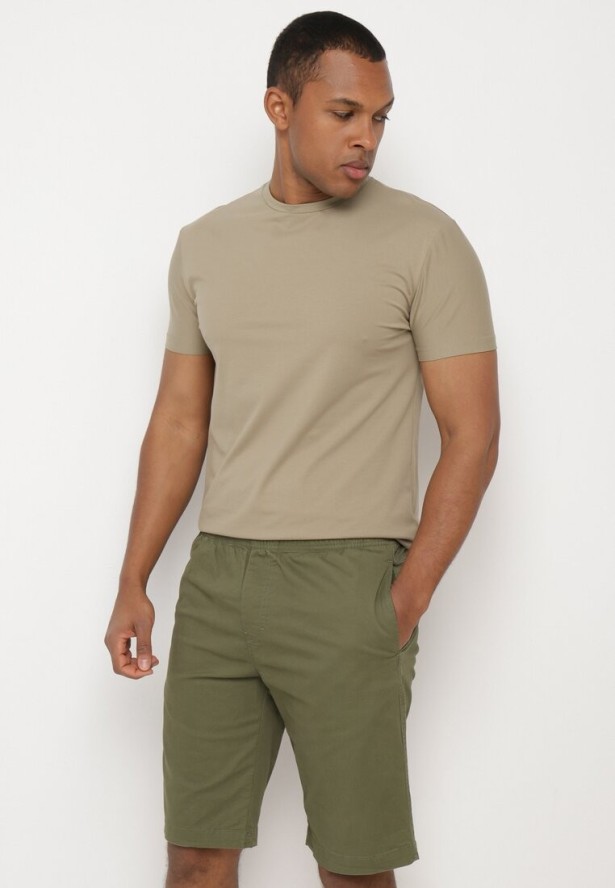 Ciemnozielone Klasyczne Szorty z Gumką w Pasie Ściągane Troczkiem od Środka Piofina