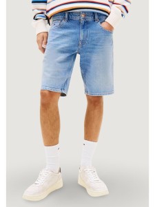 Tommy Jeans Szorty jeansowe Scanton DM0DM22981 Niebieski jasny Slim Fit