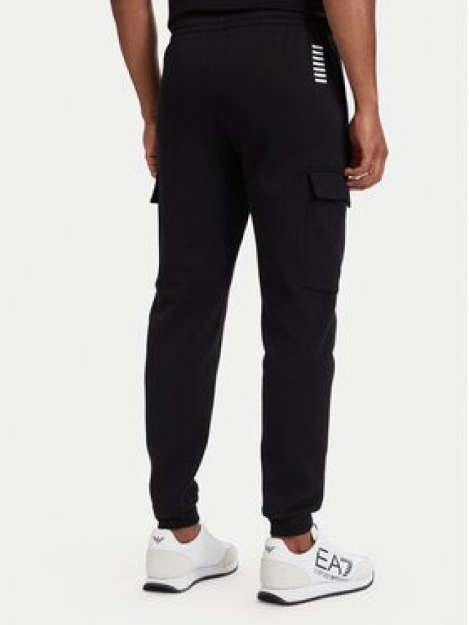 EA7 Emporio Armani Spodnie dresowe 8NPP68 PJVTZ 1200 Czarny Regular Fit